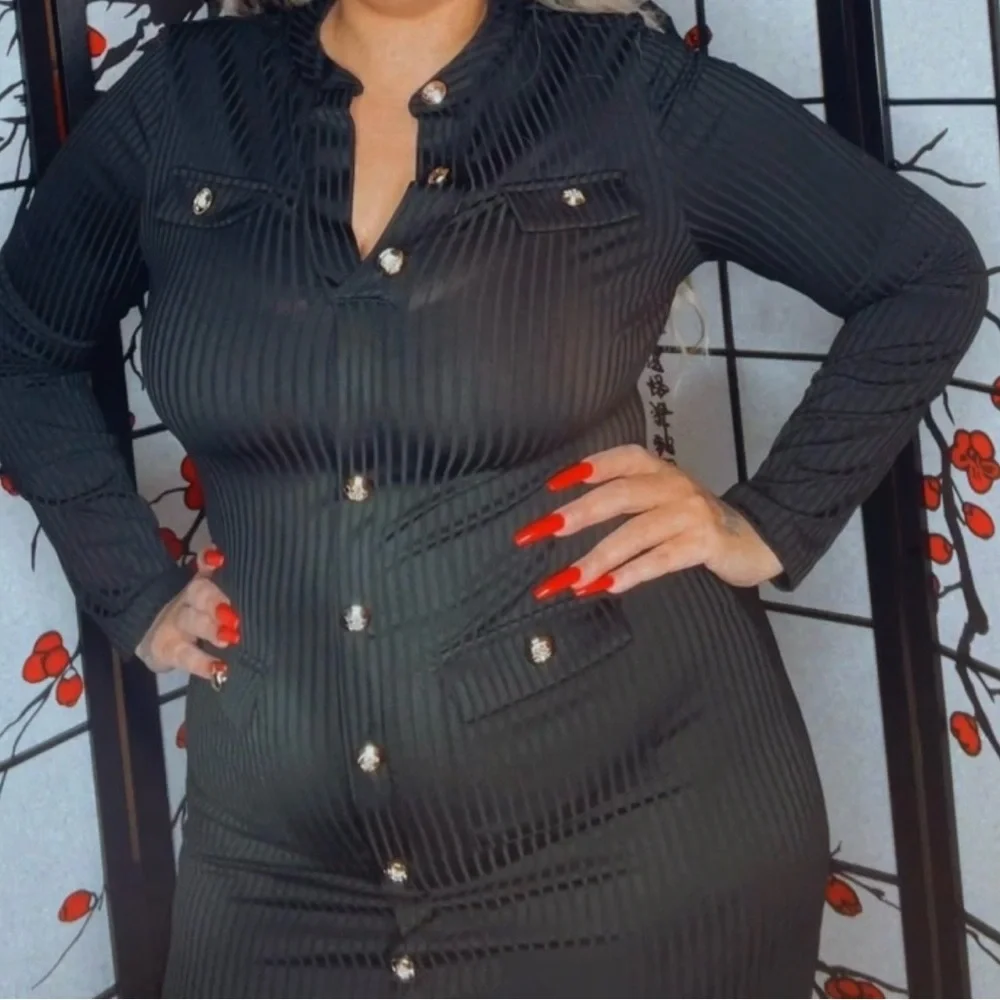 Black Button Down Midi Dress with Gold Button Long Sleeve Work to Evening Dress - Picture 4 of 6